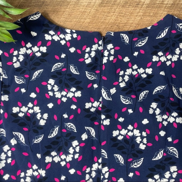 Boden Sheath Dress midi length Floral Design bell sleeve crew neck - Picture 11 of 14